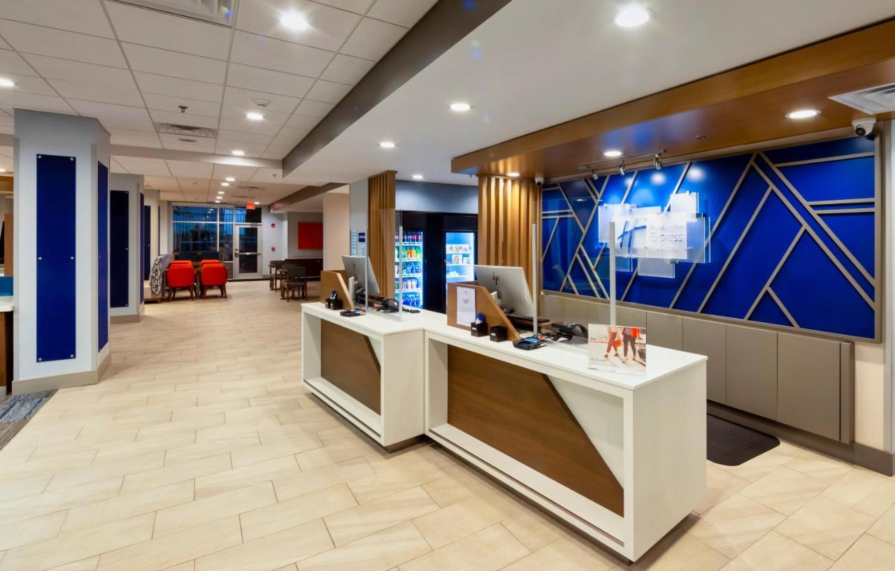 Holiday Inn Express & Suites - Harrisonburg University Area By Ihg Экстерьер фото