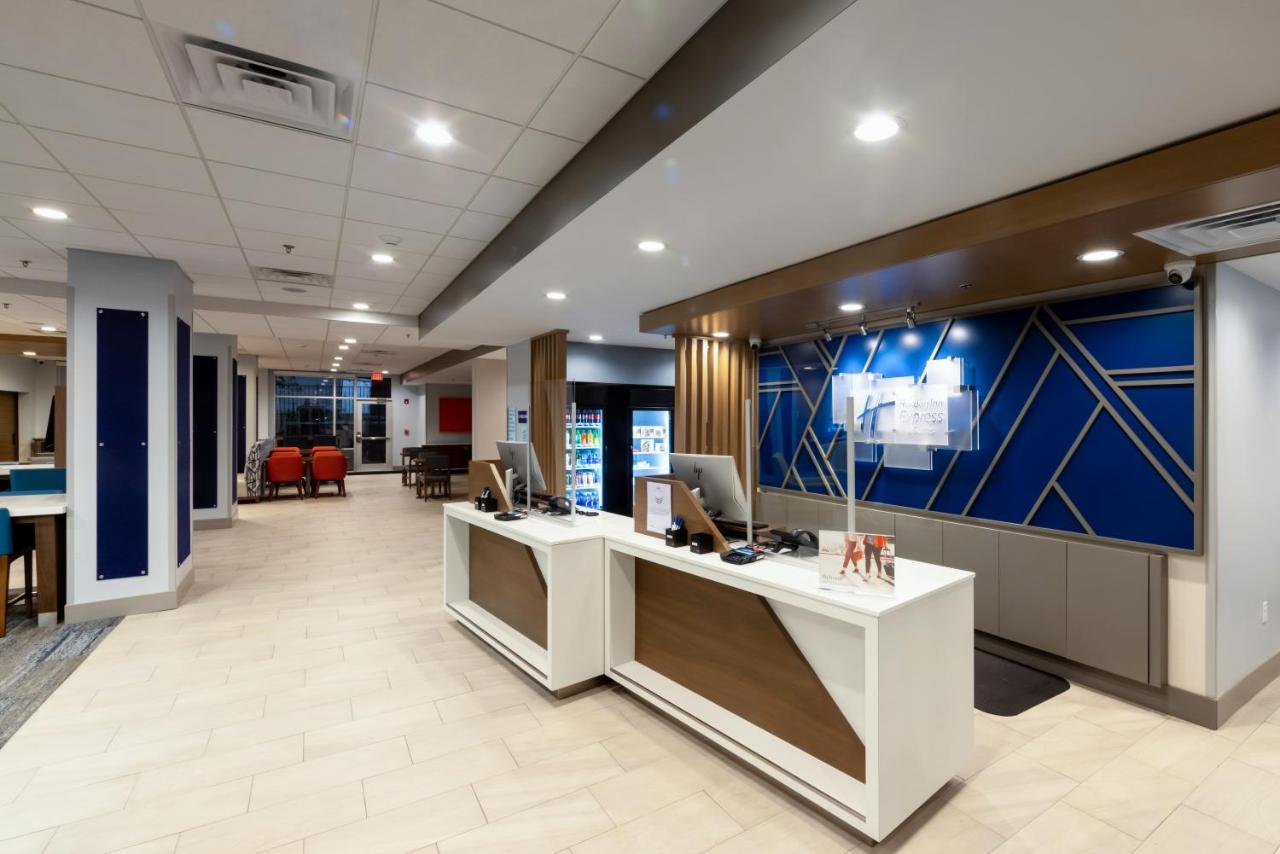 Holiday Inn Express & Suites - Harrisonburg University Area By Ihg Экстерьер фото
